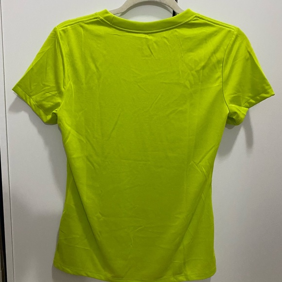 Nike Dri Fit T Shirt Size Small - Picture 2 of 4